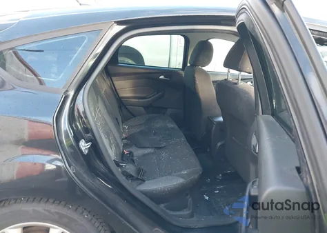 2014 Ford Focus Se z USA, uszkodzony, nr VIN 1FADP3K29EL127189